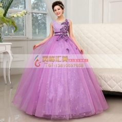 紫色蓬蓬裙