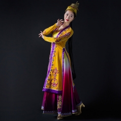 新疆民族舞蹈演出服装黄色长裙舞蹈表演服装搞定制款！