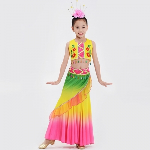 校园舞蹈演出服装儿童傣族舞蹈演出服装黄色傣族舞蹈服装定制款式！